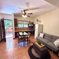 Tiny Paradise Ground Floor Studio，位于科克的酒店