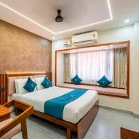 Daan Cosmoss Inn, Medical College, Kumarapuram, Trivandrum，位于特里凡得琅的酒店