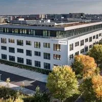 Candlewood Suites Berlin Airport by IHG，位于舍讷费尔德的酒店