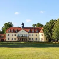 Hotel garni Schloss Grochwitz,位于Herzberg的酒店