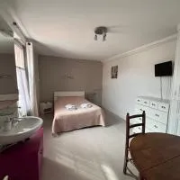 Auberge Cherisy，位于Chérisy的酒店