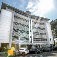 图林酒店，位于卡普里的酒店