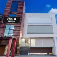 Super Hotel O IIM Road Lucknow，位于勒克瑙的酒店