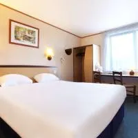 The Runmere Hotel, Liverpool South Runcorn, Part of the AG Collection,位于朗科恩的酒店