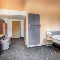 B&B Hotel Rostock-Hafen，位于罗斯托克的酒店