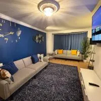 Modern & Spacious 3BR House Bracknell - Berkshire，位于Easthampstead的酒店