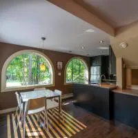 Stylish 1 bedroom ap in downtown，位于安蒂戈尼什的酒店