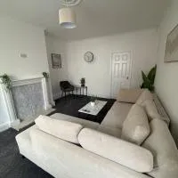 ResiLets Taylor House,位于Bebside的酒店