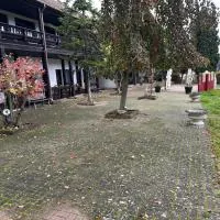 Motel Zur Festwiese,位于Gierstädt的酒店
