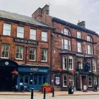 The George Hotel，位于彭里斯的酒店