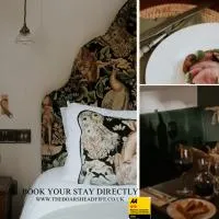 The Boars Head, Fife Restaurant and Rooms,位于Auchtermuchty的酒店