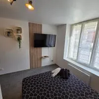 Sweet Cocon Studio,位于Étampes-sur-Marne的酒店