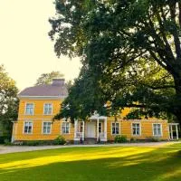 Tehtaan Hotelli，位于Karkkila的酒店