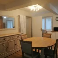 Magnifique studio neuf et indépendant à la campagne，位于Dignac的酒店