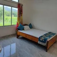 Uttaron Guest House, Near AIIMS Guwahati, Changsari，位于Chāngsāri的酒店