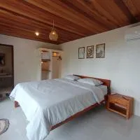 Sonnenhouse Lombok Kertaraharja Bungalow Matahari -Hot water shower-，位于Luk的酒店