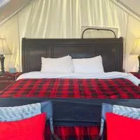 Tent 2 Oxen-Le-Fields Montana,位于Conner的酒店