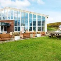 Premium apartment with loft in holiday park，位于灵克宾的酒店