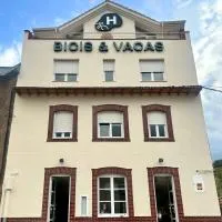 Bicis & Vacas，位于La Pola de Gordón的酒店