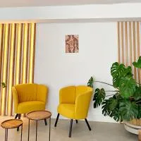 Hotel Entrerailes，位于卡萨拉雷纳的酒店
