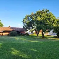Refúgio com Piscina, Churrasco e Lazer no Campo，位于苏马雷的酒店