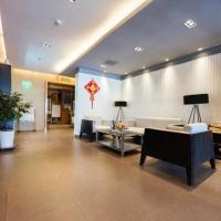 锦江之星承德火车站店，位于承德Chengde Puning Airport - CDE附近的酒店