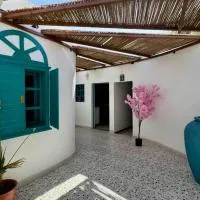 Casa Blanca - calm space for soul revival，位于Ādam的酒店