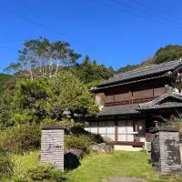 ゲストハウスサンテ Guest House Sante 高知県須崎市の一棟貸し古民家宿,位于Susaki的酒店