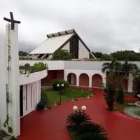 São João Paulo II - Casa de Retiro，位于阿奎拉兹的酒店