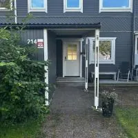 House with sauna for families and groups，位于Lindalen的酒店