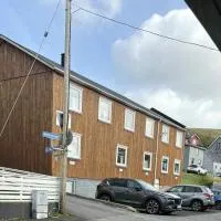 Midbrekkan Guesthouse,位于Tvøroyri的酒店