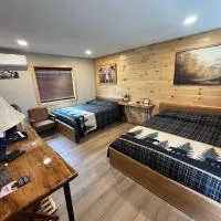 Sleepy Bear Inn，位于Spencerport的酒店