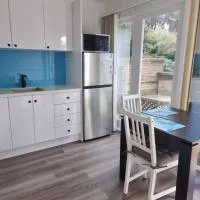 Kookaburra Retreat - Apartment with Breakfast，位于帕金顿的酒店