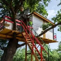 Casa sull'Albero,位于Lentella的酒店