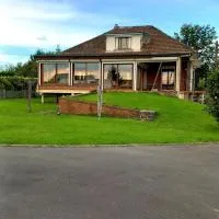 Holiday house in the Ardennes，位于Auvillers-les-Forges的酒店
