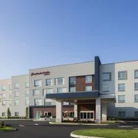 Hampton Inn & Suites By Hilton Long Island Farmingdale，位于法明代尔的酒店