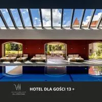 Uroczysko Siedmiu Stawów Luxury Hotel，位于Gola Dzierżoniowska的酒店