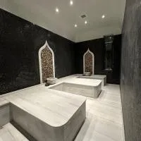 LIFESPORT-Complex Hotel & spa，位于Əlǝt的酒店
