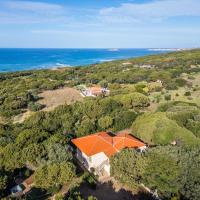 Dimora Li Mindi - Villa by the Sea with Jacuzzi，位于巴德希的酒店