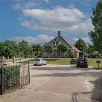 B&B Stations Koffiehuis，位于Molkwerum的酒店