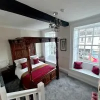 Community Owned Gwesty Owain Glyndwr Hotel，位于科文的酒店