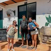 Los Nonos Hostel，位于Guadalupe的酒店