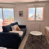 Superbe studio a Auron avec terrasse plein sud，位于欧龙的酒店