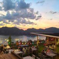 Phi Phi Mountain Beach Resort SHA Certified，位于皮皮岛的酒店