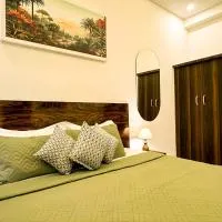 Hotel Vrinda Sarovar 800 m from mathura junction,位于马图拉的酒店