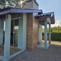 Cabana Sol Poente PR，位于圣若泽杜斯皮尼艾斯的酒店