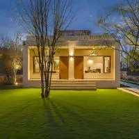 The Owl House by VEO - Part of StayVista，位于斋浦尔的酒店