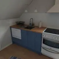 Vindslägenhet på Bjäre，位于巴斯塔德的酒店