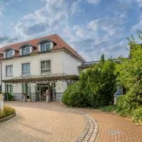 PLAZA INN Heidehof，位于赫曼斯堡的酒店