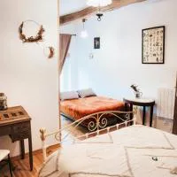 Chambre d'hôtes La clef des Champs - LA SOURCE DE NOS RACINES - CORPS DE FERME AU COEUR DU PARC NATUREL DE L'AVESNOIS，位于Beaufort的酒店